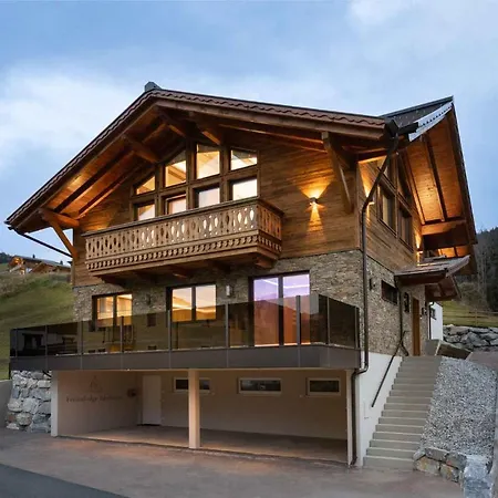Ferienlodge Edelstein Holiday home *