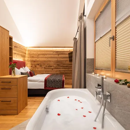 Ferienlodge Edelstein Tatil Evi